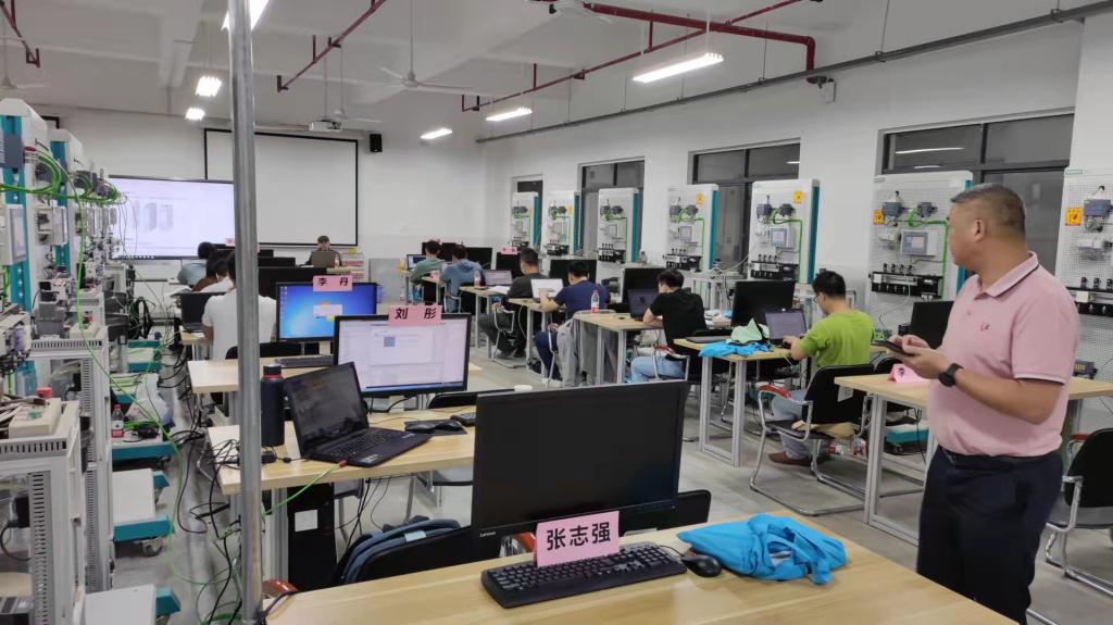 说明: C:/Users/Administrator/AppData/Local/Temp/picturecompress_20211009130801/output_1.jpgoutput_1 说明: C:/Users/Administrator/AppData/Local/Temp/picturecompress_20211009130801/output_1.jpgoutput_1