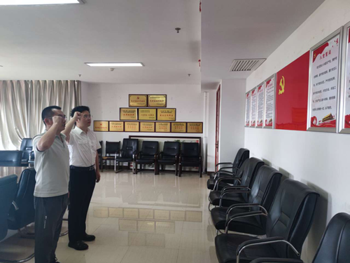 图片1 图片1