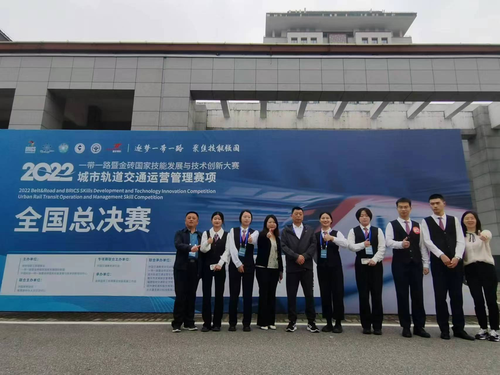 图片1 图片1