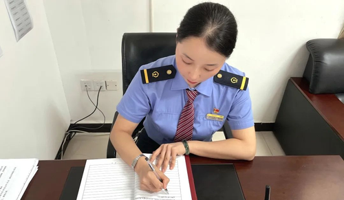 图片1 图片1