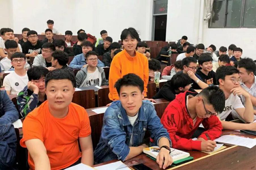 图片9 图片9