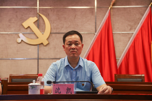 铁道车辆学院党总支书记沈凯出席开班式