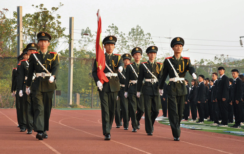 图片1 图片1