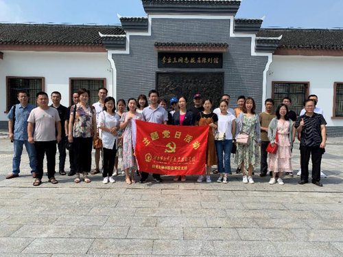 图片1 图片1